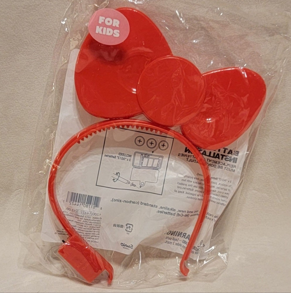 NEW Hello Kitty kids light up red bow headband rare sanrio